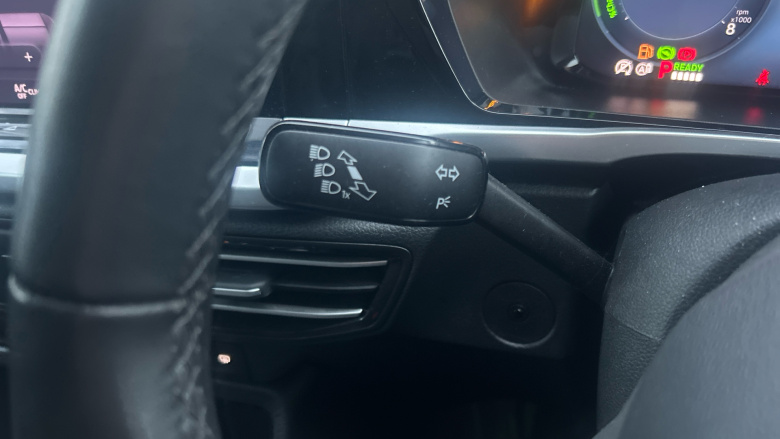 Ford Transit Connect 250 L2 Petrol 1.5 EcoBoost PHEV 150 Trend Van Auto